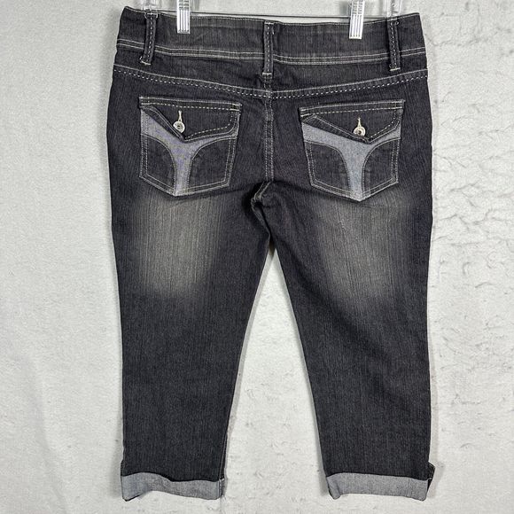 Freestyle Revolution Cuffed Hem Capri Jeans Womens Black Size 11 Stretch - Picture 2 of 9